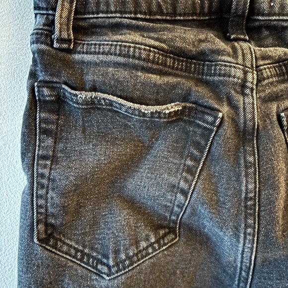 Abercrombie Curve Love Ultra High Rise Ankle Straight Jean black wash, size 24 - Picture 4 of 6